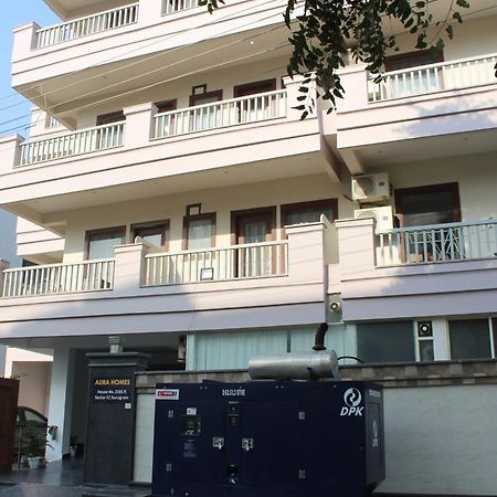 Aura Luxury Studio I Couple Friendly I Near Golf Course Road, Sector 57, Gurgaon Eksteriør billede
