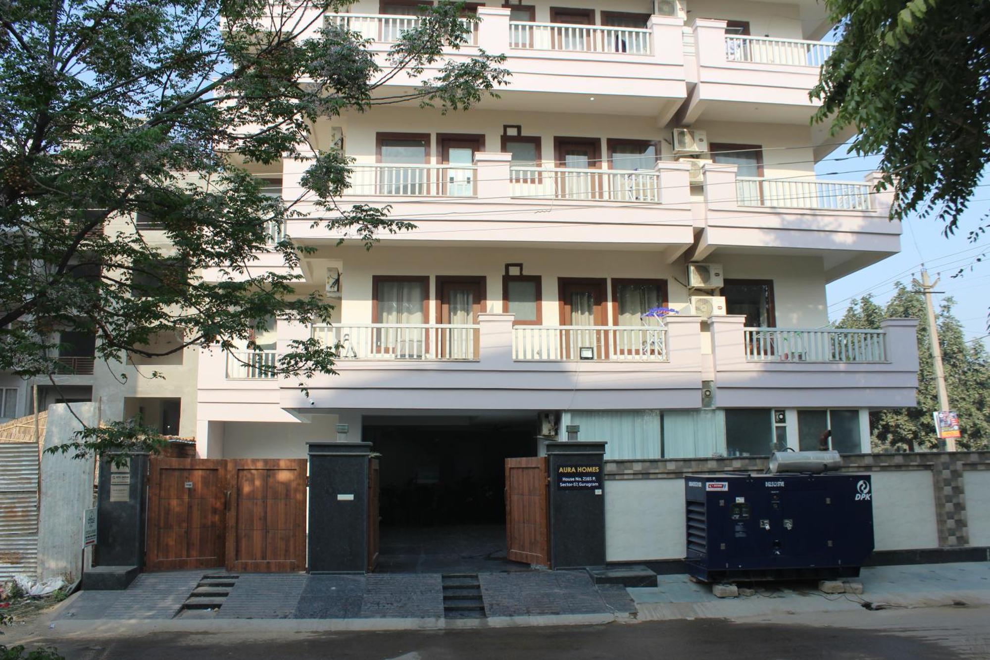 Aura Luxury Studio I Couple Friendly I Near Golf Course Road, Sector 57, Gurgaon Eksteriør billede